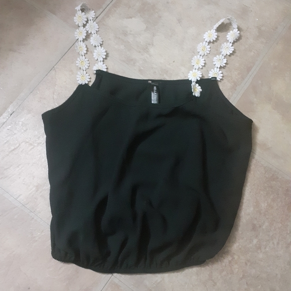 Shirt - Picture 2 of 4